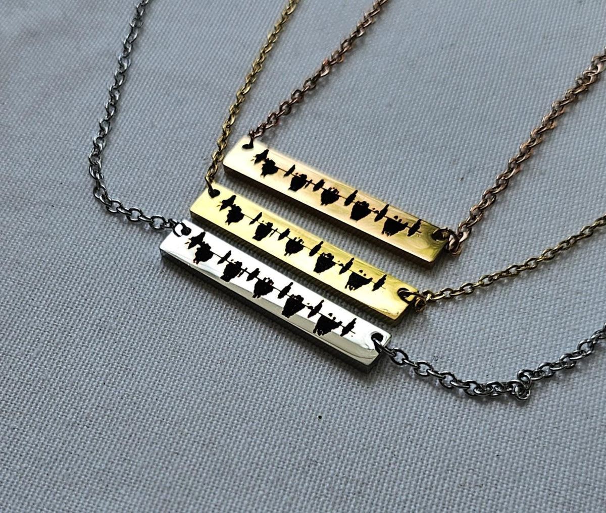 Custom Baby Heartbeat Necklace – Personalized Soundwave Jewelry – New Mom Gift – Keepsake Necklace in Gold, Silver, Rose Gold